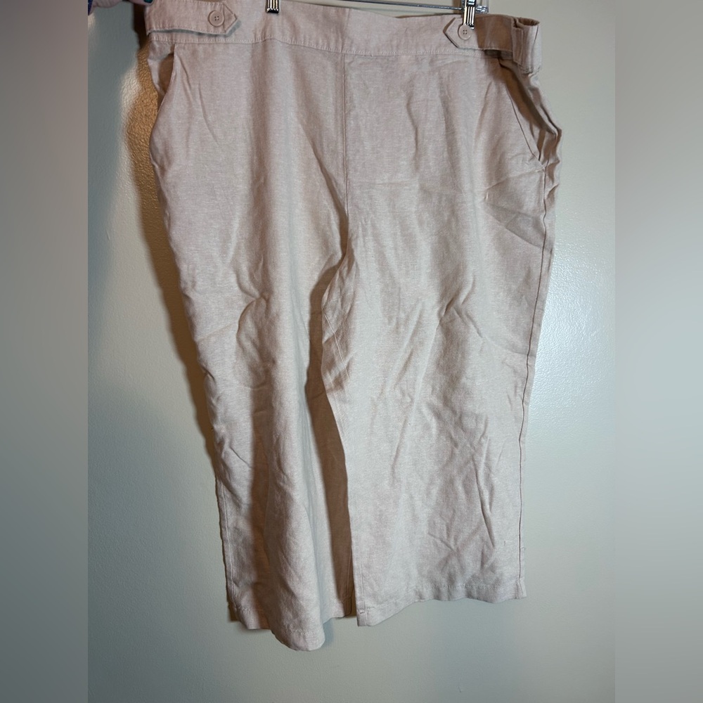NWT Croft & Barrow Mid Rise Crop pant 55% Linen, elastic waist in back size 3X